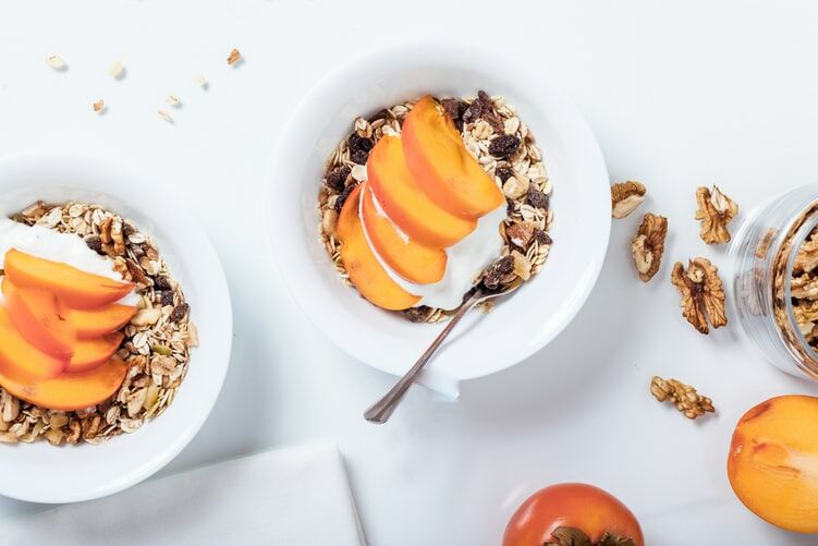 image of a bowl with muesli and fruits